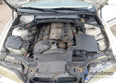 2004 BMW 330I from USA, damaged, VIN WBAEV53474KM35141